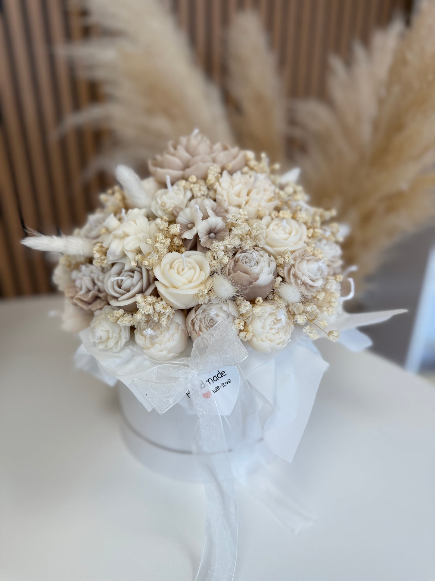 Neutral Candle Bouquet