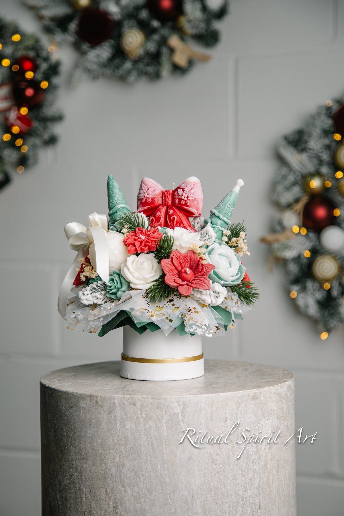 Christmas Wishes - Grinchmas Candle Bouquet