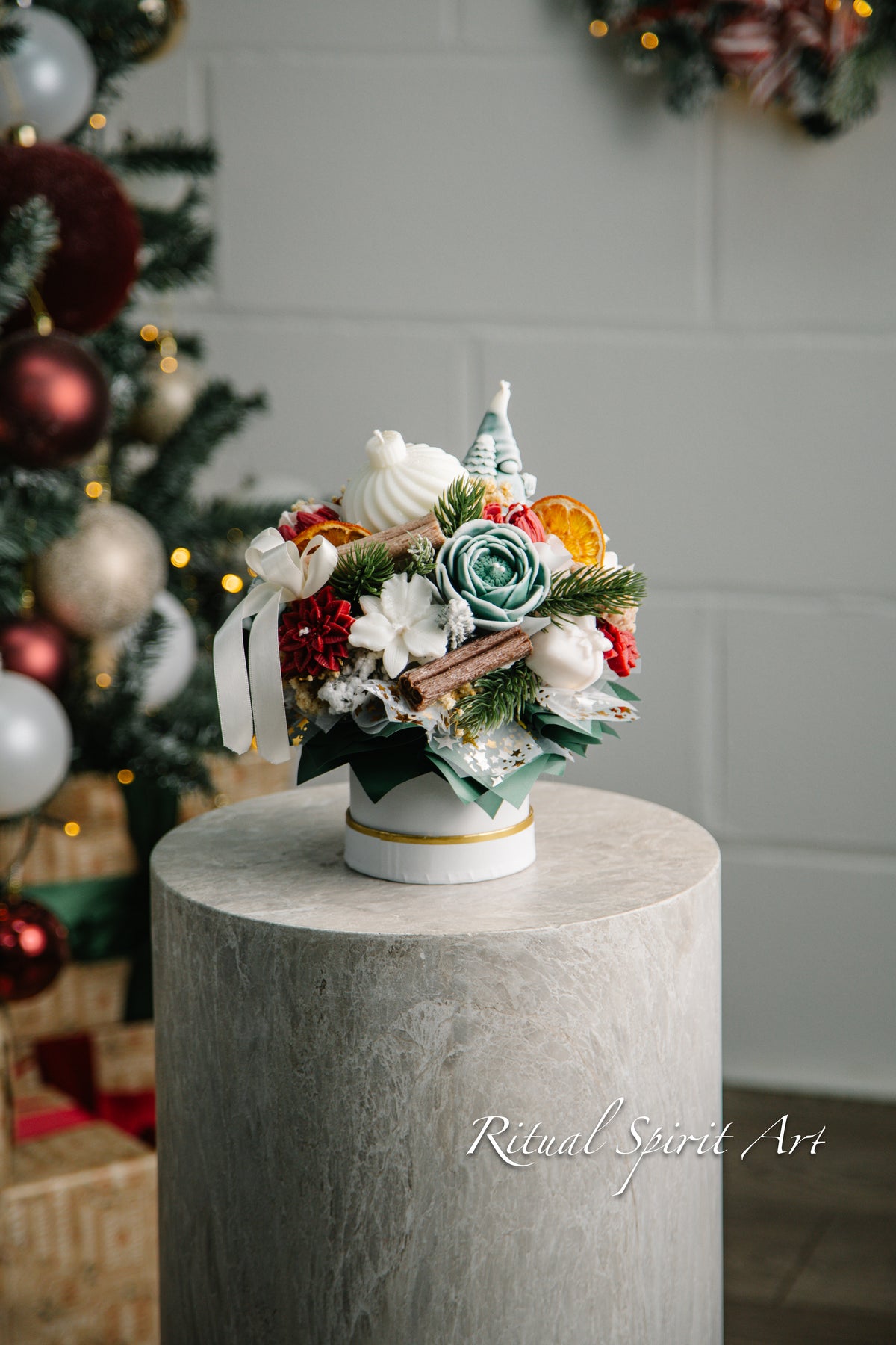 Festive Spice Candle Bouquet