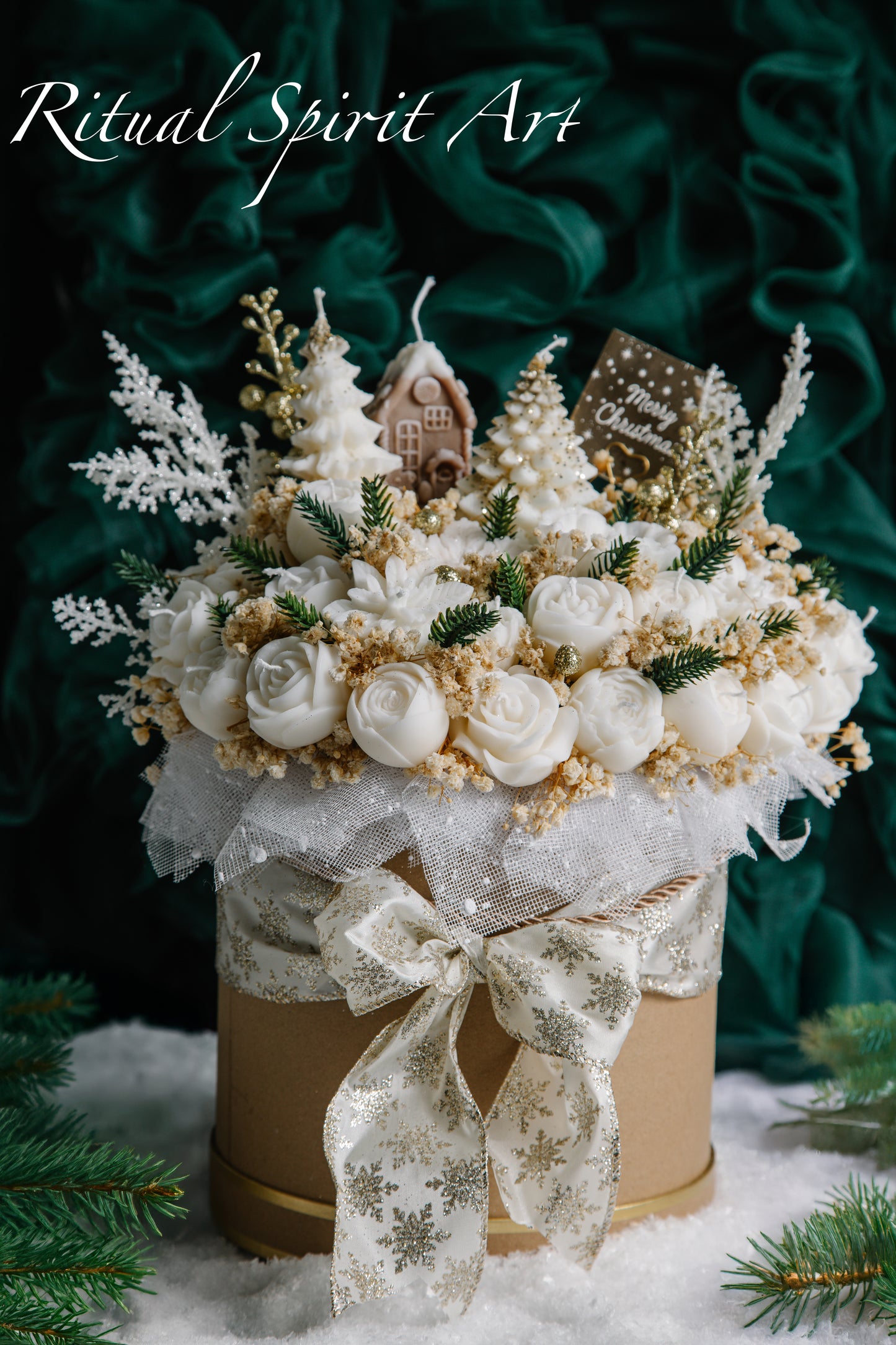 White Christmas Dream Candle Bouquet