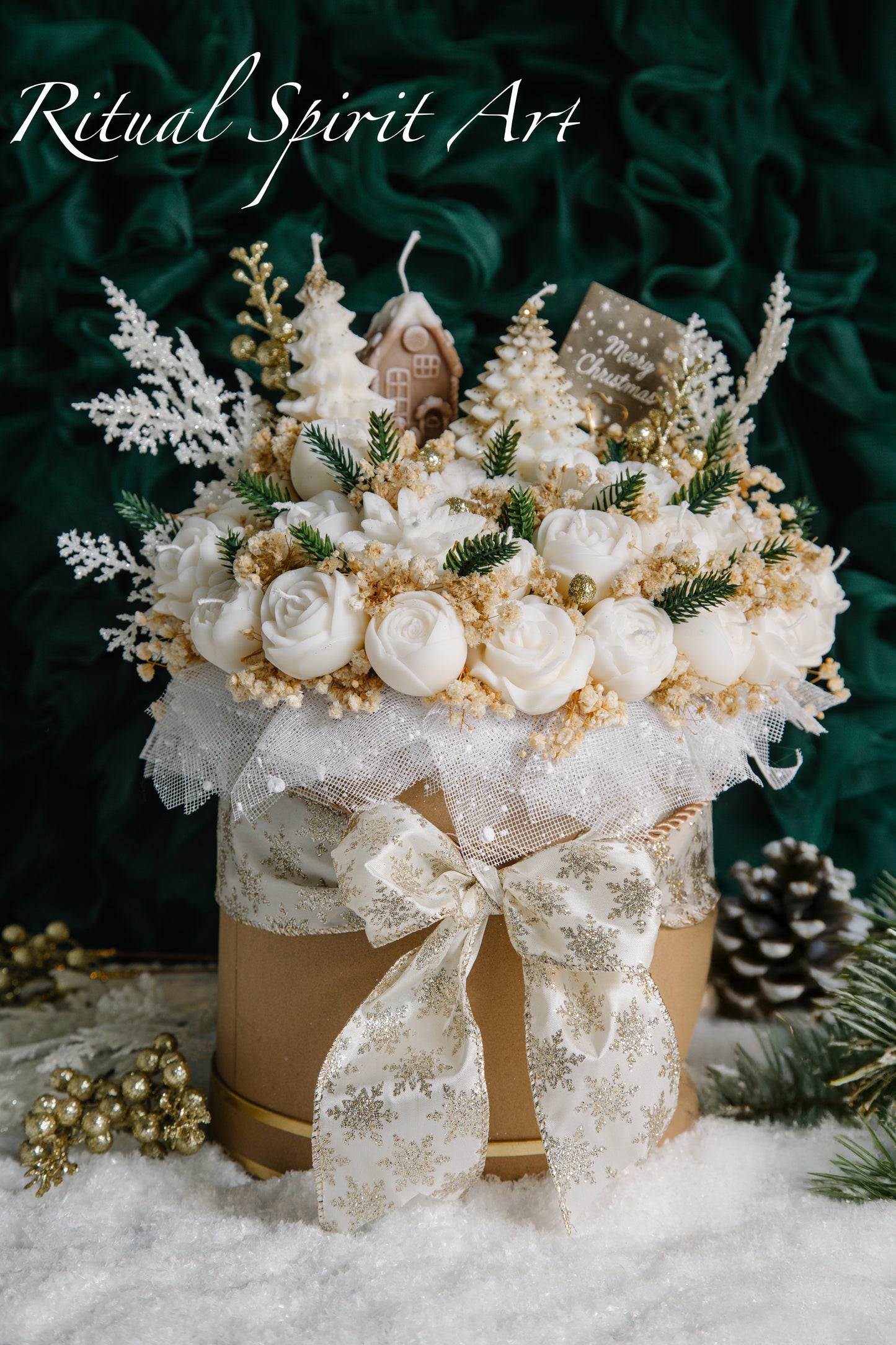 White Christmas Dream Candle Bouquet