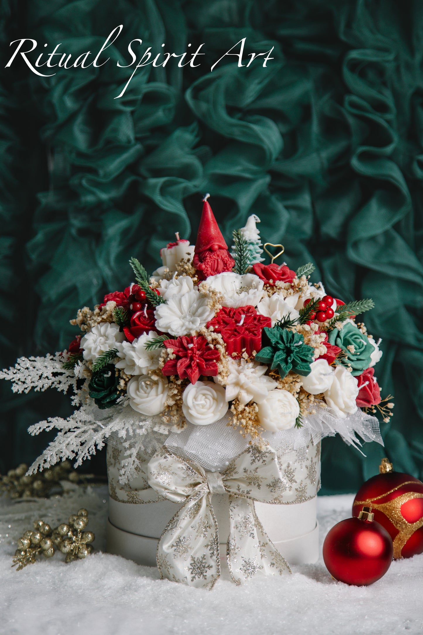 Santa’s Garden Christmas Bouquet