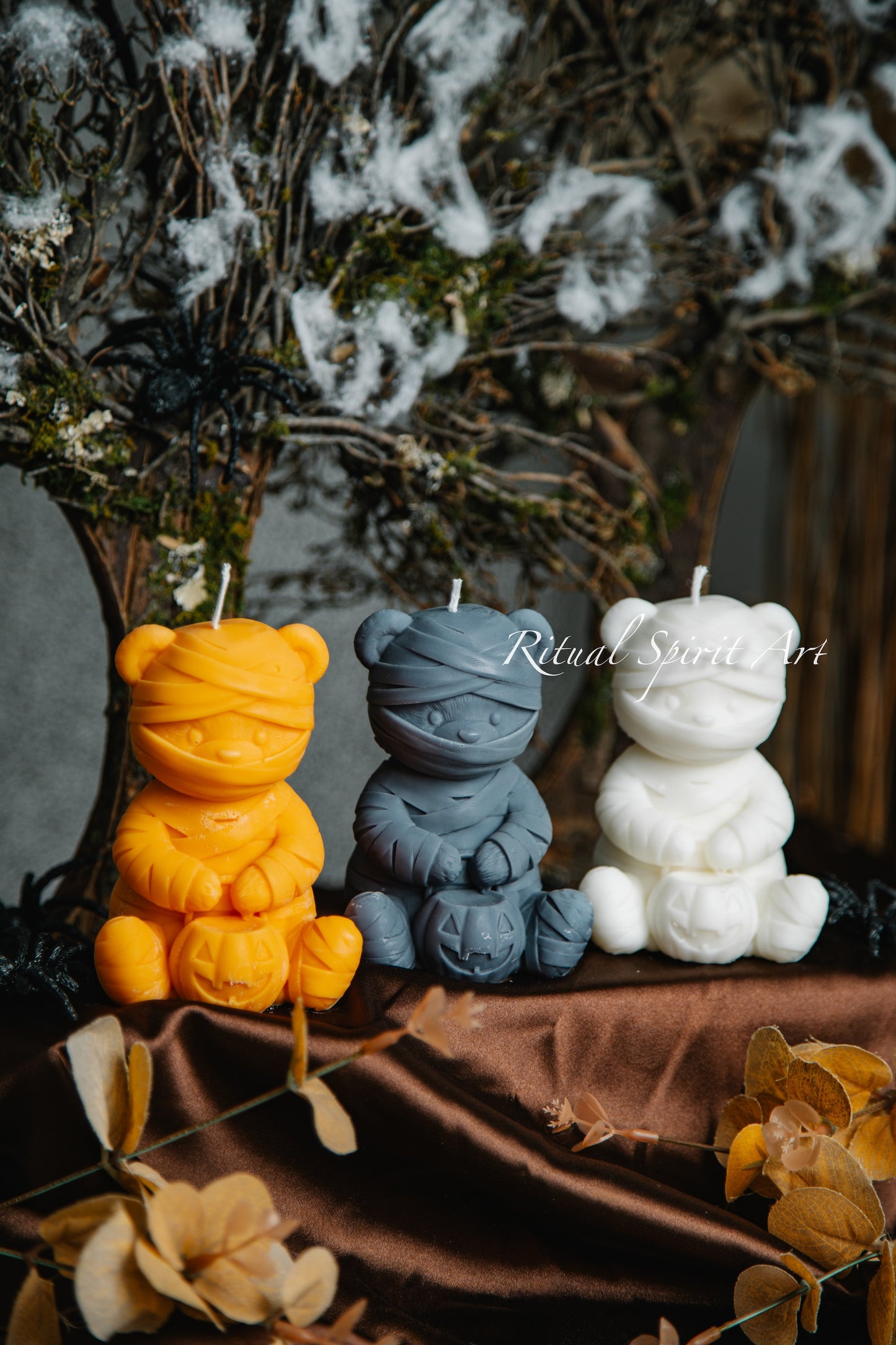 Spooky Bear Candle | Autumn Collection
