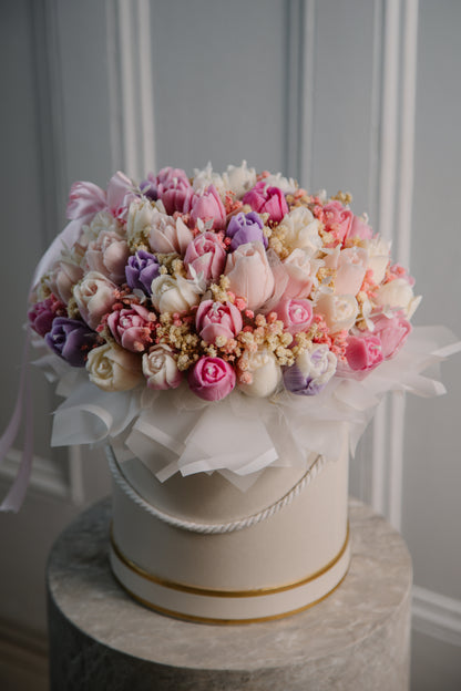 Tulip Candle Bouquet – Luxury Soy Wax Flower Gift (20, 35 or 50 Candles)