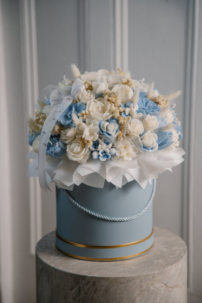 Blue Candle Bouquet – Luxury Soy Wax Floral Gift (20, 35 & 50 Candles)