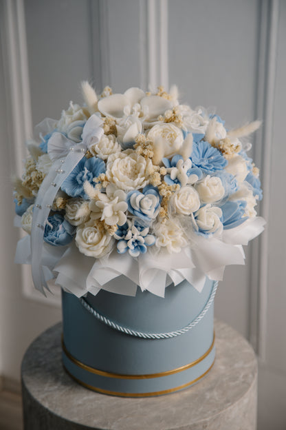 Blue Candle Bouquet – Luxury Soy Wax Floral Gift (20, 35 & 50 Candles)