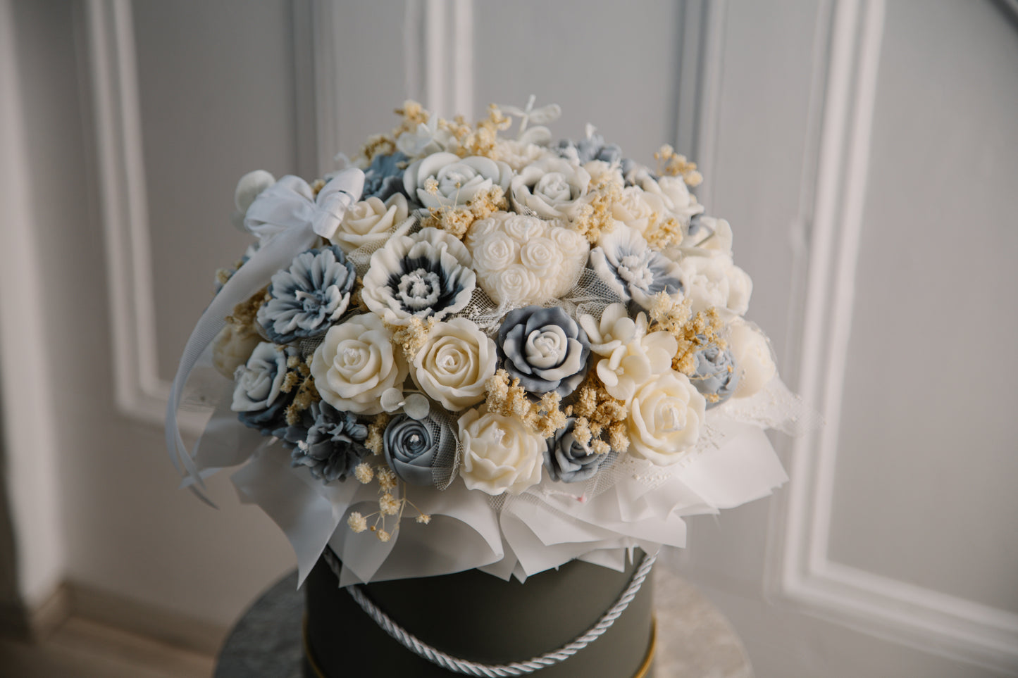 Grey Muse Candle Bouquet