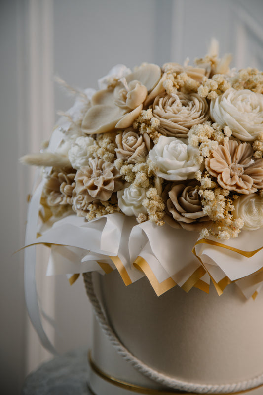 Neutral Candle Bouquet