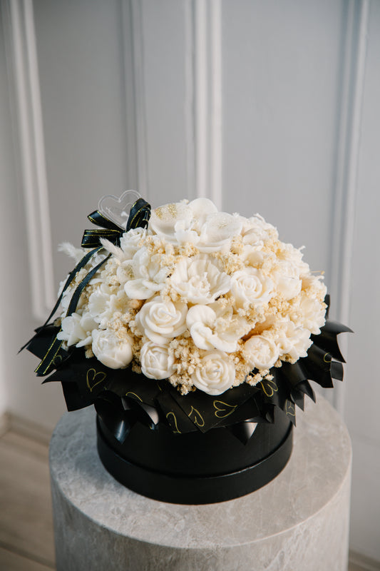 Black&White Candle Bouquet