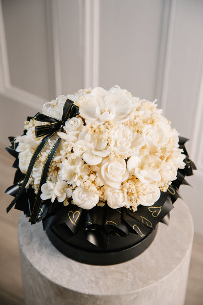 Black&White Candle Bouquet
