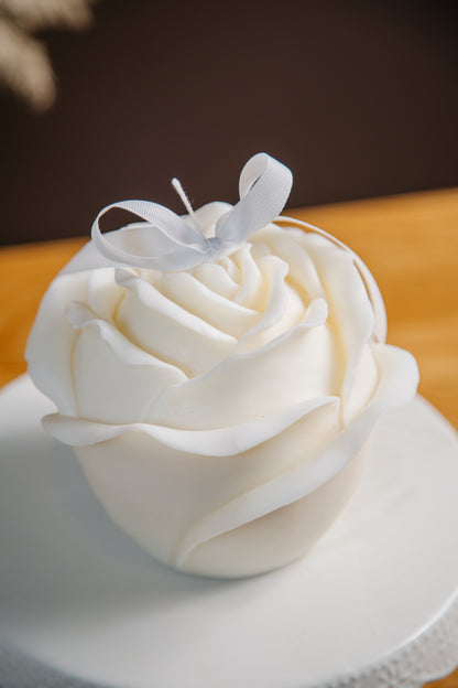 XXL Rose Candle