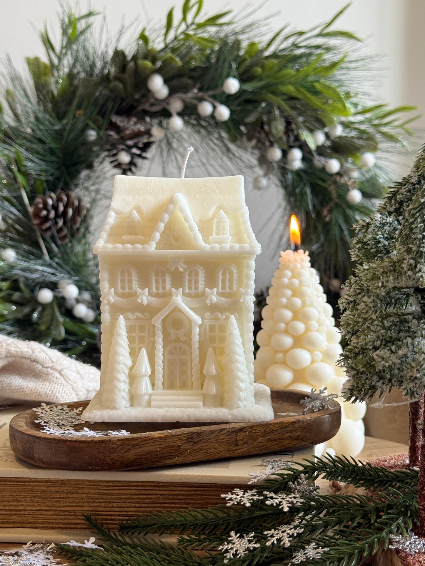Gingerbread House Statement Candle