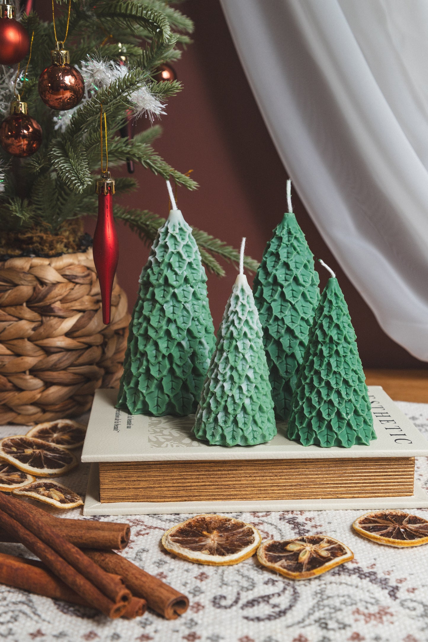 Traditional tree | Christmas Collection