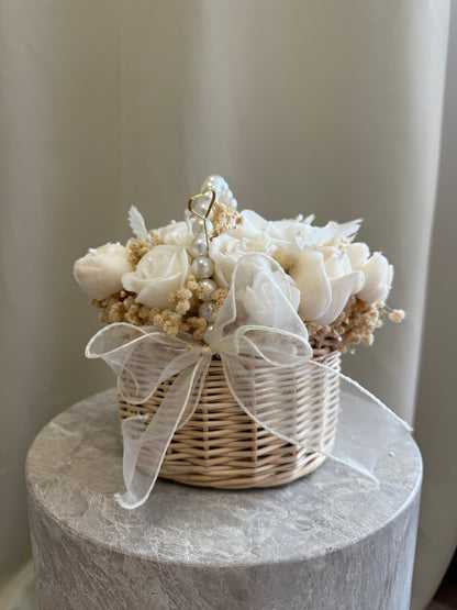 Pearl Basket Candle Bouquet