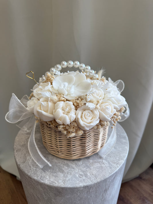 Pearl Basket Candle Bouquet