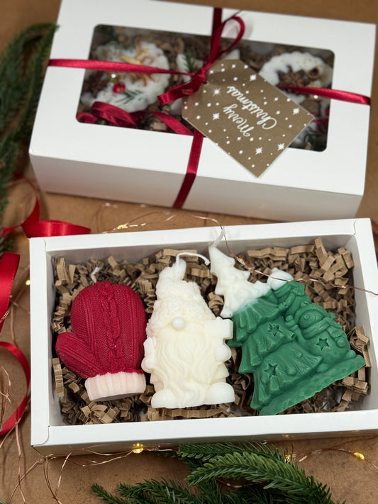 Cozy Christmas Magic Candle Gift Set