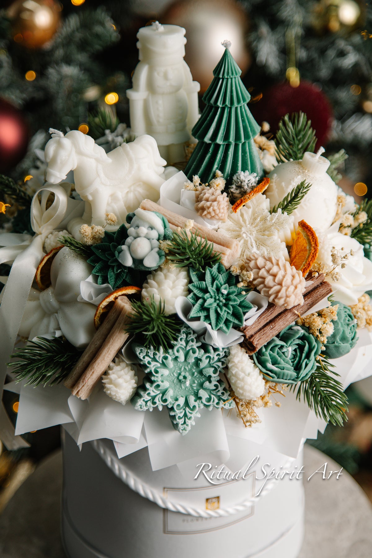 Winter Wonderland Candle Bouquet