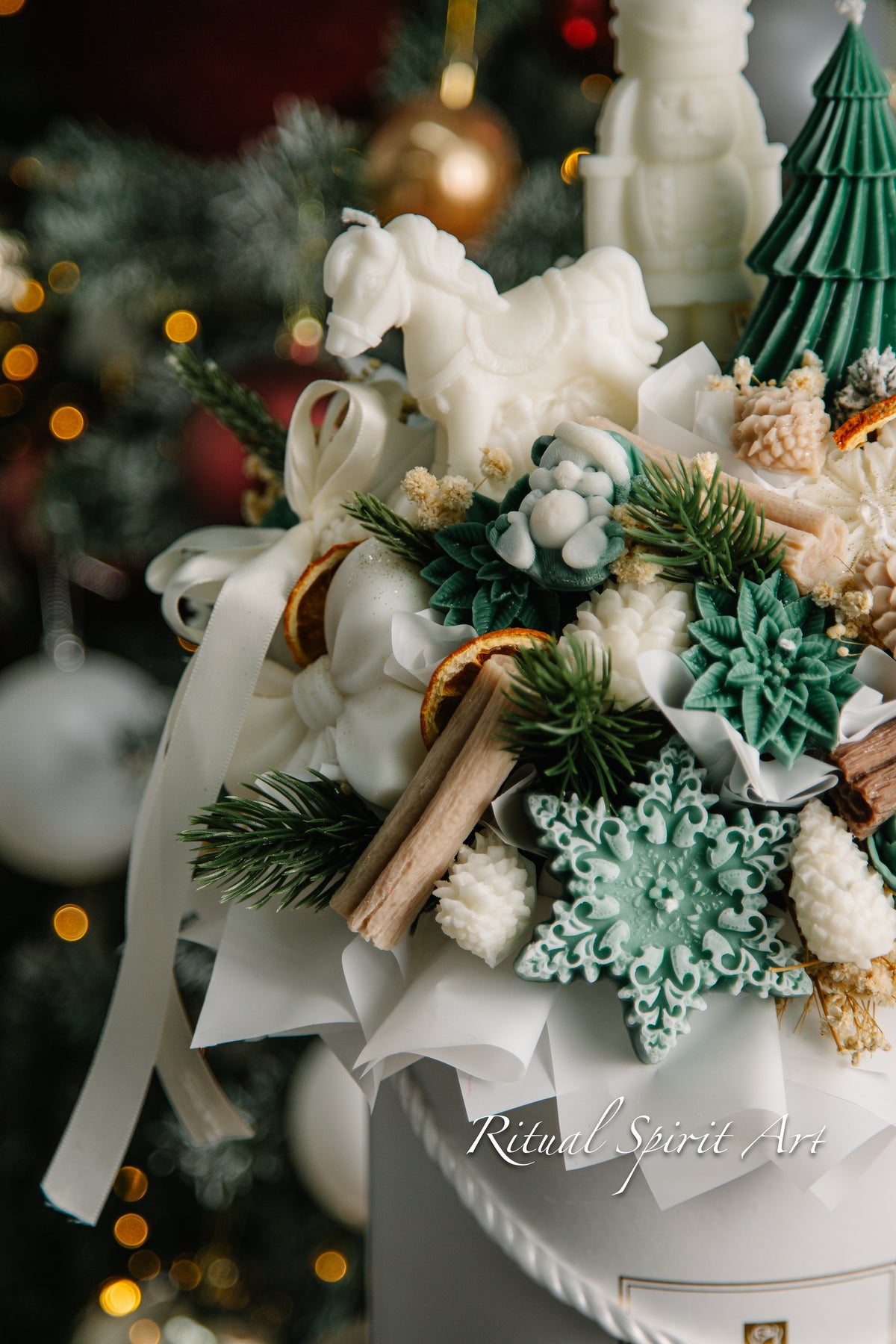 Winter Wonderland Candle Bouquet
