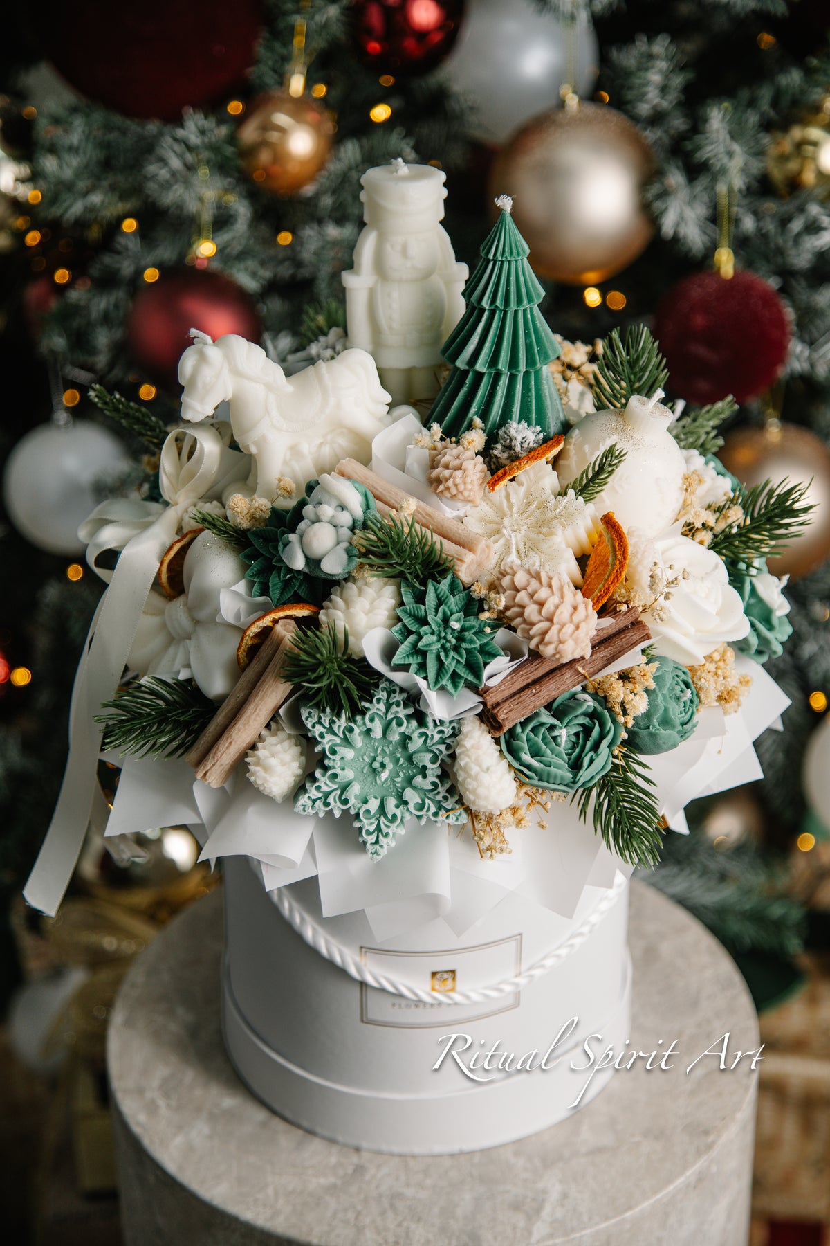 Winter Wonderland Candle Bouquet