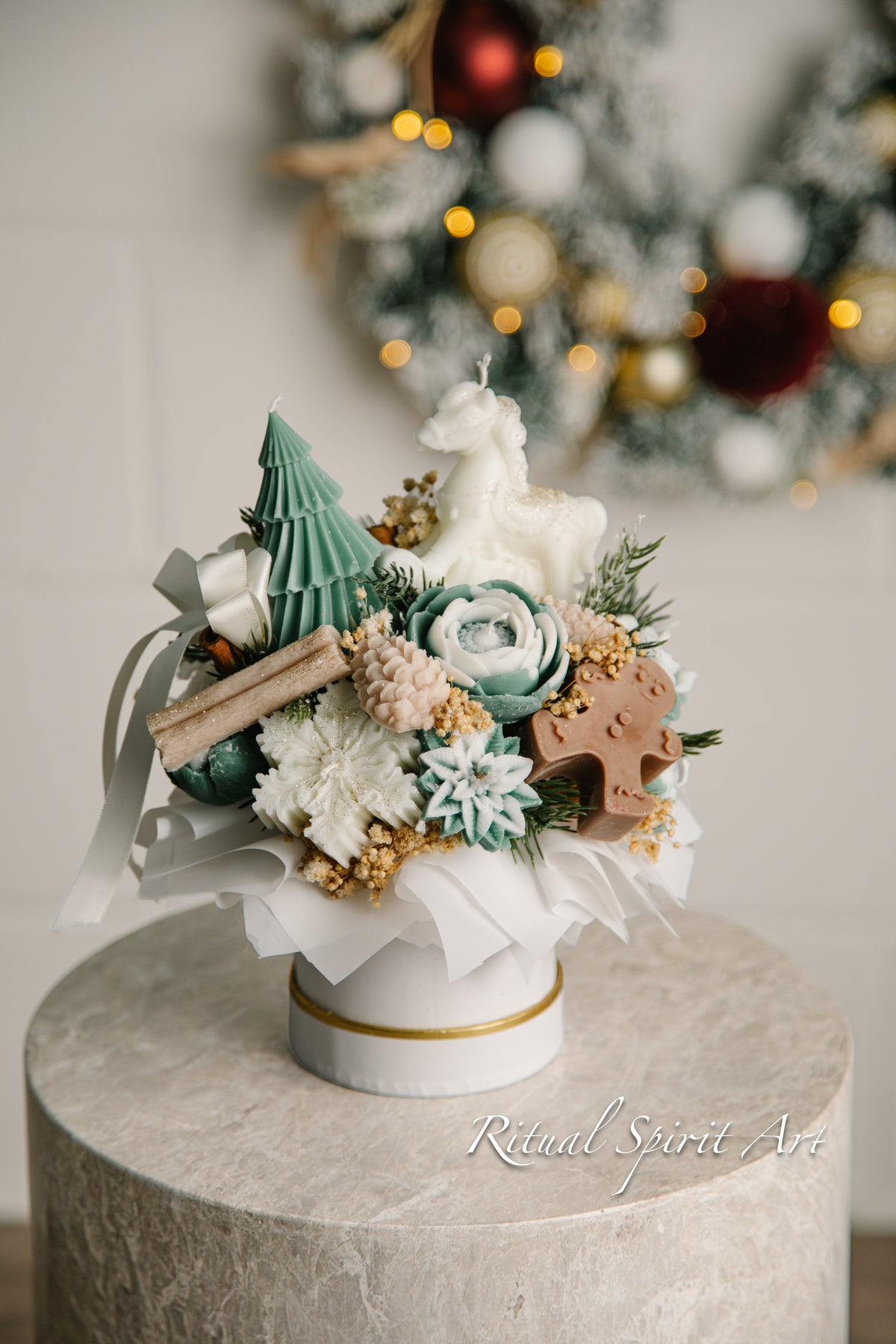 Winter Wonderland Candle Bouquet