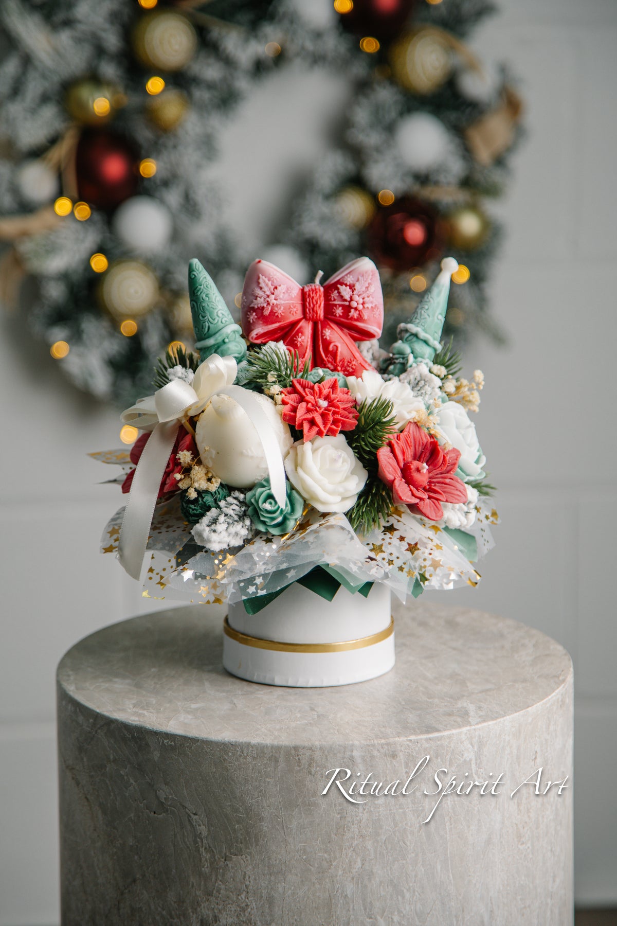 Christmas Wishes - Grinchmas Candle Bouquet