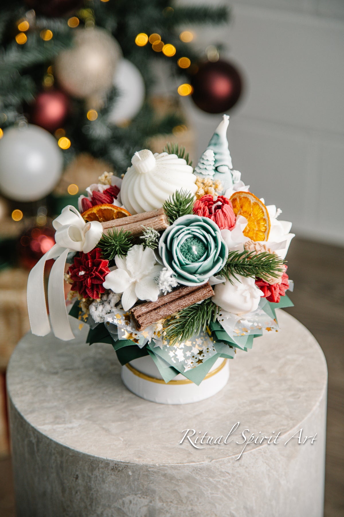 Festive Spice Candle Bouquet